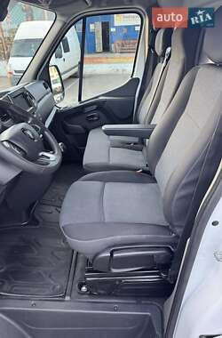 Грузовой фургон Renault Master 2020 в 