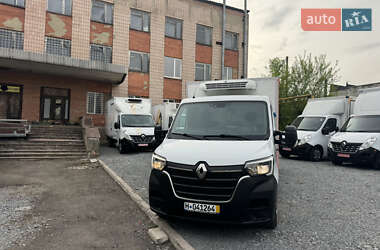 Другие грузовики Renault Master 2022 в 