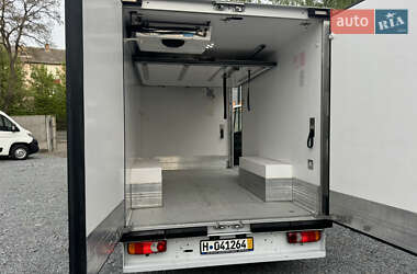 Другие грузовики Renault Master 2022 в 