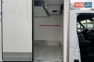 Другие грузовики Renault Master 2022 в 