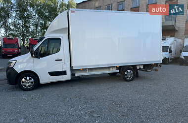 Грузовой фургон Renault Master 2022 в 