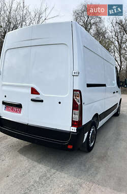 Грузовой фургон Renault Master 2019 в 
