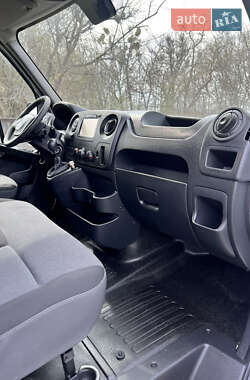 Грузовой фургон Renault Master 2019 в 