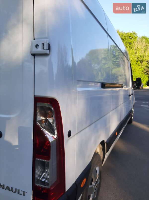 Грузовой фургон Renault Master 2018 в Полтаве
