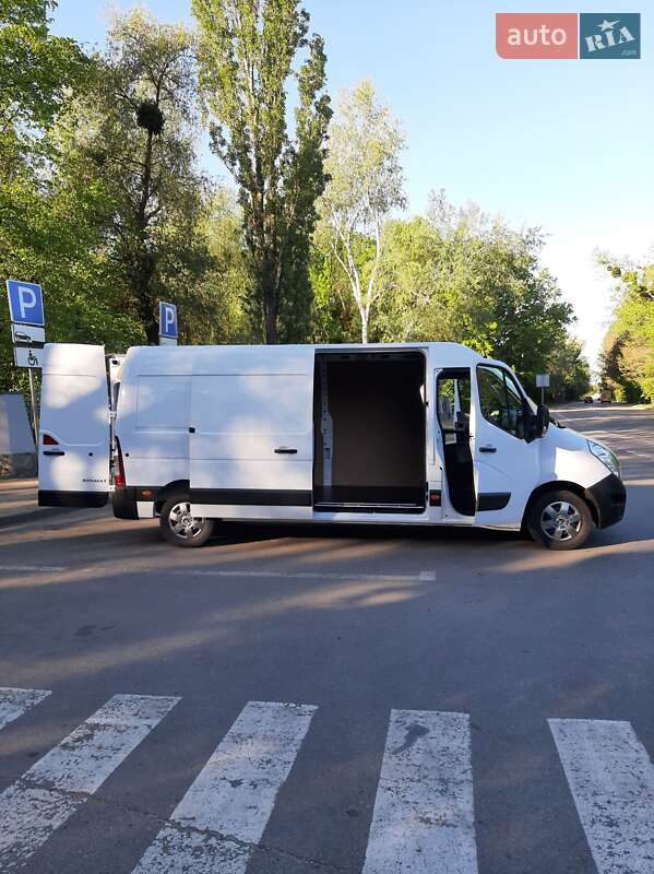 Грузовой фургон Renault Master 2018 в Полтаве