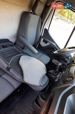 Грузовой фургон Renault Master 2018 в 