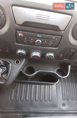 Грузовой фургон Renault Master 2018 в 