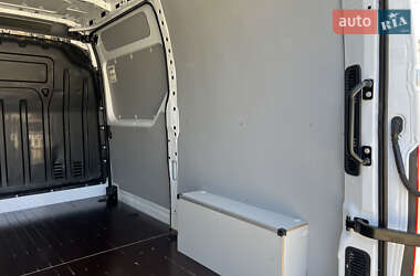 Грузовой фургон Renault Master 2019 в 