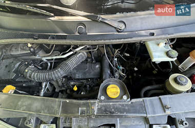Грузовой фургон Renault Master 2010 в 