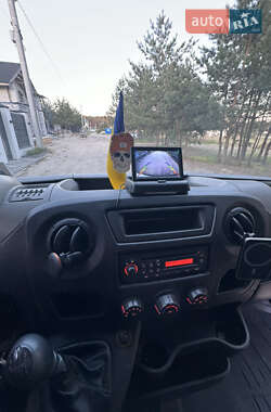 Грузовой фургон Renault Master 2010 в 