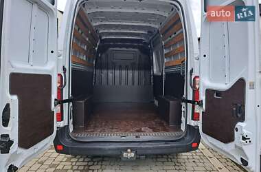 Грузовой фургон Renault Master 2019 в 