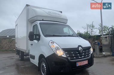 Вантажний фургон Renault Master 2015 в Івано-Франківську