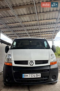 Грузовой фургон Renault Master 2006 в Ромнах