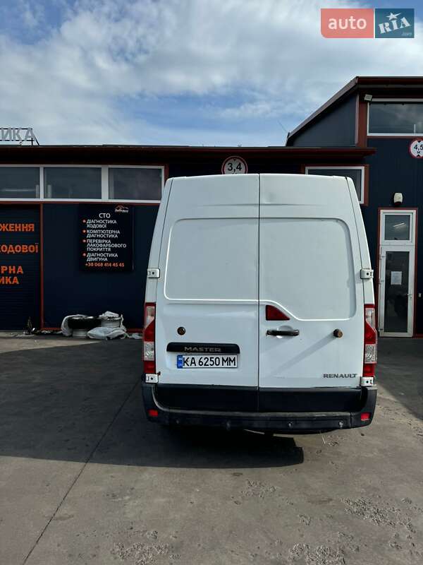 Вантажний фургон Renault Master 2011 в Києві