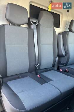 Вантажопасажирський фургон Renault Master 2018 в 