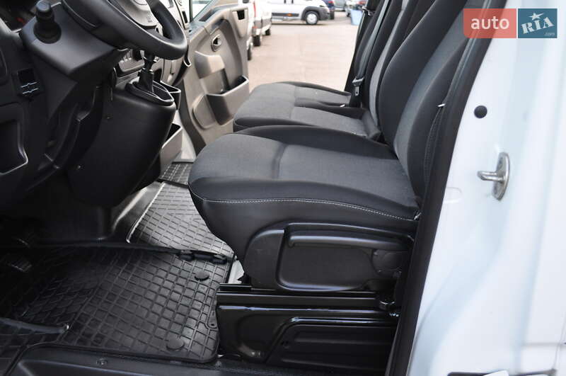 Мікроавтобус Renault Master 2017 в Києві