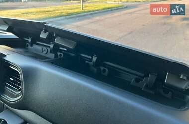Вантажний фургон Renault Master 2021 в 