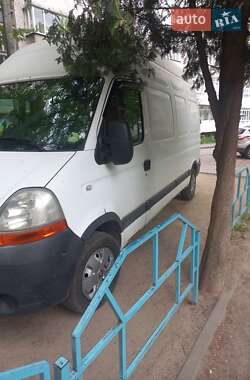 Грузовой фургон Renault Master 2004 в 