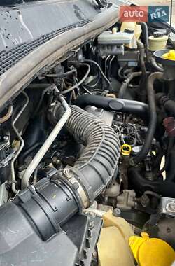 Грузовой фургон Renault Master 2014 в 