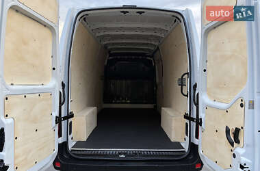 Вантажний фургон Renault Master 2021 в 