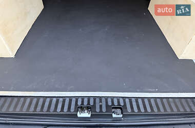 Вантажний фургон Renault Master 2021 в 