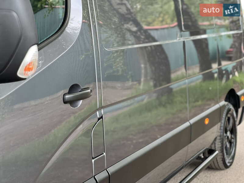 Вантажний фургон Renault Master 2021 в Дубні