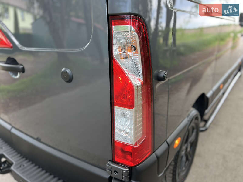 Вантажний фургон Renault Master 2021 в Дубні