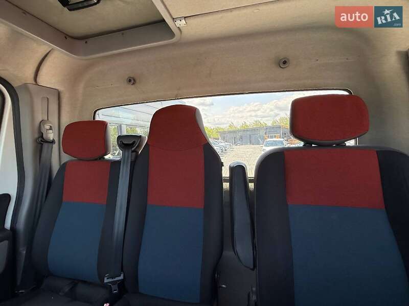 Автовоз Renault Master 2016 в Ровно