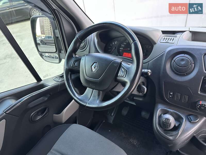 Вантажний фургон Renault Master 2013 в Києві