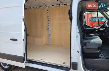 Грузовой фургон Renault Master 2021 в 
