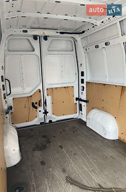 Вантажний фургон Renault Master 2021 в 