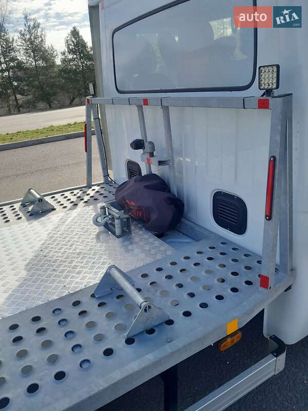 Эвакуатор Renault Master 2014 в Овруче