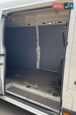 Грузовой фургон Renault Master 2019 в 