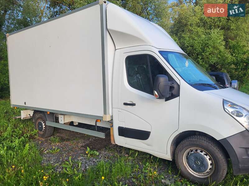 Другие грузовики Renault Master 2015 в 
