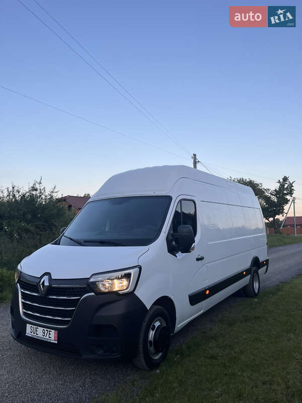 Вантажний фургон Renault Master 2021 в Ужгороді