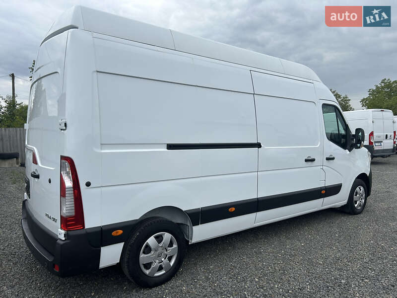 Вантажний фургон Renault Master 2020 в Хусті