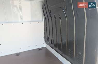 Вантажний фургон Renault Master 2020 в 