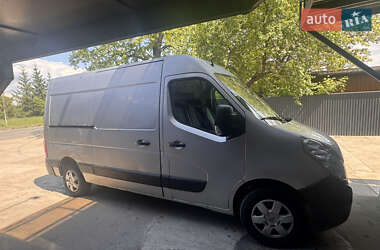 Грузовой фургон Renault Master 2012 в 