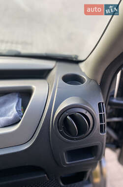Грузовой фургон Renault Master 2014 в 