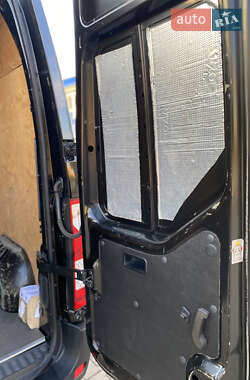 Грузовой фургон Renault Master 2014 в 