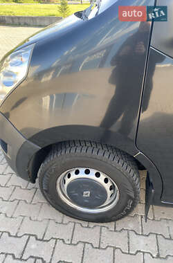 Грузовой фургон Renault Master 2014 в 