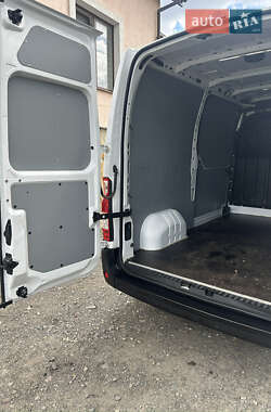 Вантажний фургон Renault Master 2020 в 