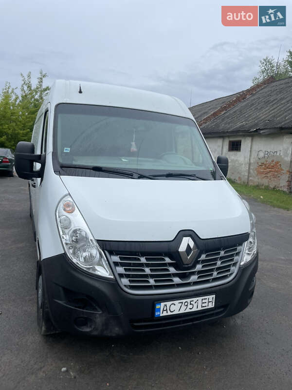 Грузовой фургон Renault Master 2017 в 