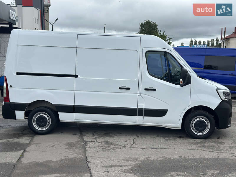 Вантажний фургон Renault Master 2021 в Дубні