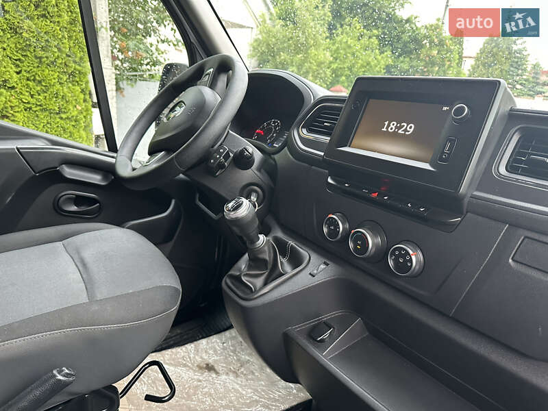 Вантажний фургон Renault Master 2021 в Києві