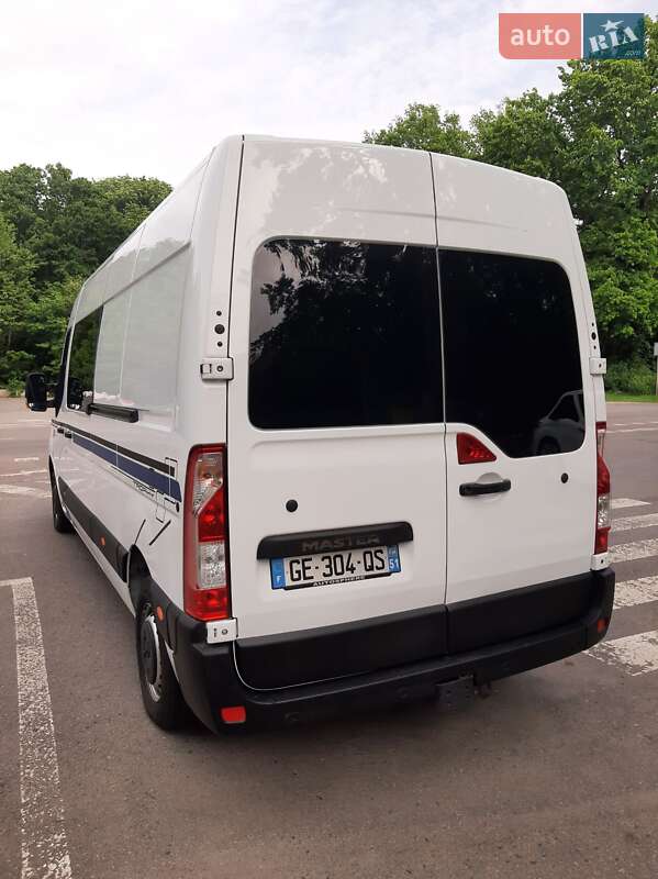 Грузовой фургон Renault Master 2022 в Полтаве