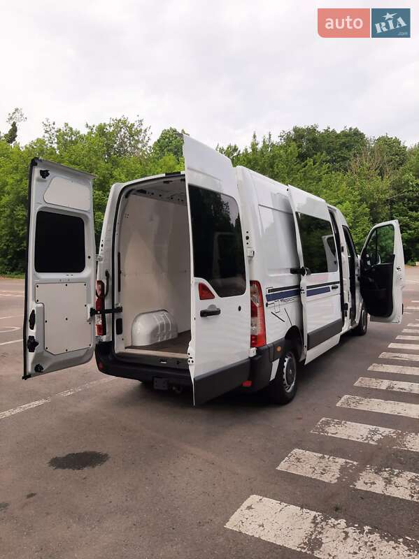 Грузовой фургон Renault Master 2022 в Полтаве