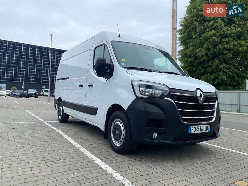 Грузовой фургон Renault Master 2020 в 