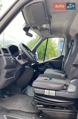 Грузовой фургон Renault Master 2020 в 