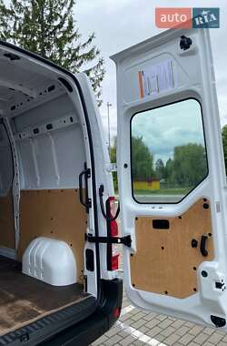 Грузовой фургон Renault Master 2020 в 